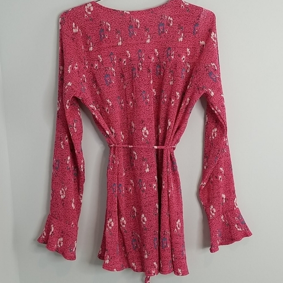 Motherhood Maternity Smocked Pink Floral Belted Blouse Small - Picture 9 of 10
